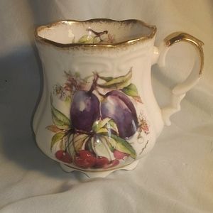 Royal Castle Fine Bone China Mug